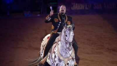 Pepe Aguilar aclara si hay o no conflicto con los papás de Christian Nodal