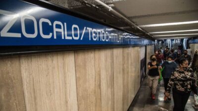 Estación Zócalo del Metro está cerrada