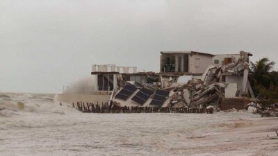 Huracán Kristy se intensifica.