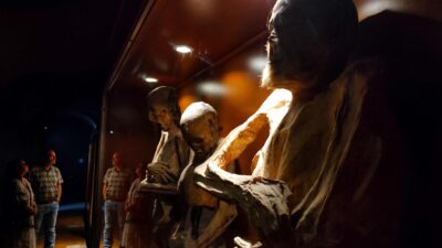 Lánzate al Museo de las Momias y el Panteón Santa Paula por Día de Muertos en Guanajuato; habrá recorridos nocturnos y ¡son gratis!