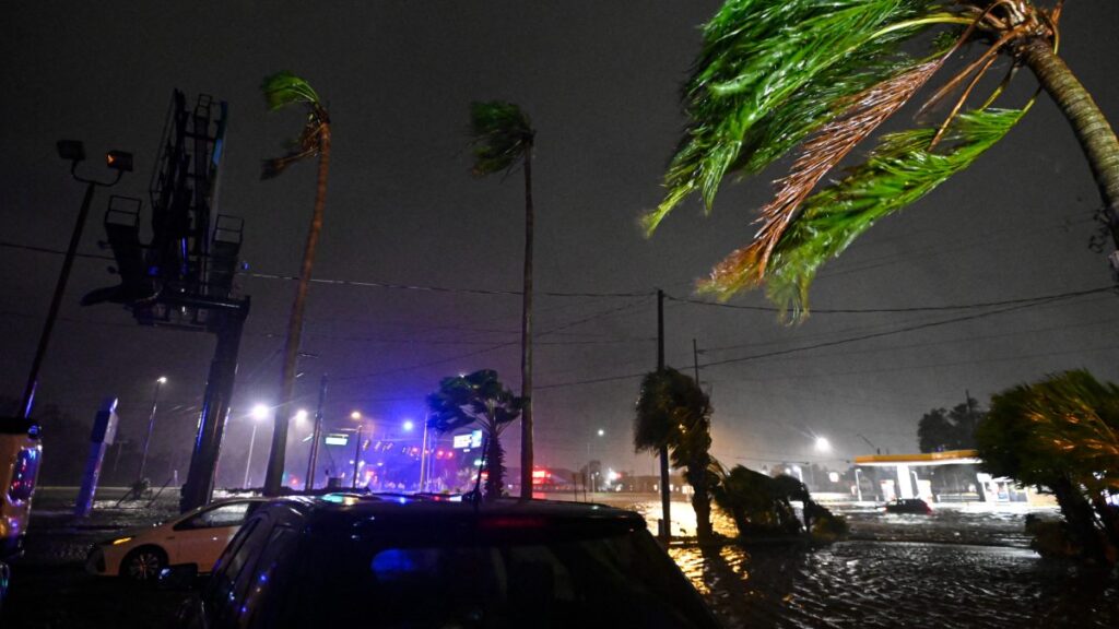 Paso de Milton por Orlando, Florida