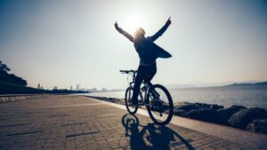 ¿Cuánto tiempo debes andar en bicicleta al día para tener una mejor salud?