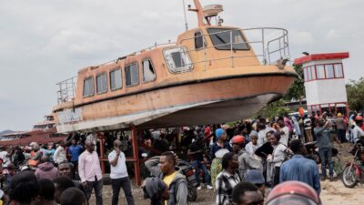 Naufragio dejó 23 muertos y 58 rescates en lago Kivu del Congo