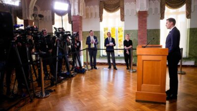 Presidente del Comité Nobel noruego, Jørgen Watne Frydnes al anunciar el Premio Nobel de la Paz