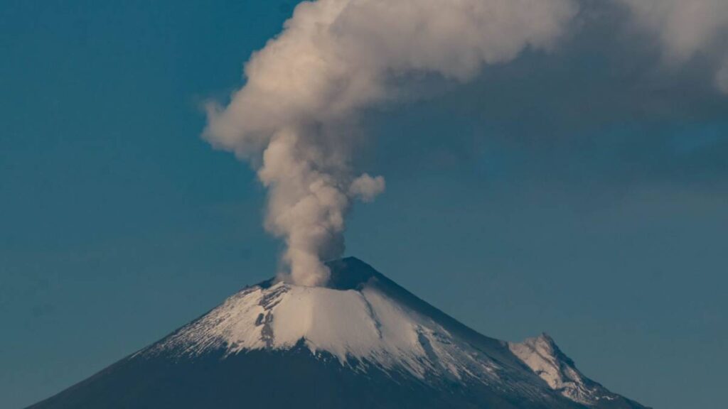 Volcanes en México ya están nevados.