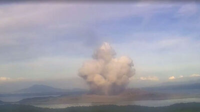 El volcán Taal entra en erupción por segunda vez en cuatro días; hubo columnas de vapor de 2 km