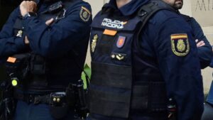 Reclutaban adolescentes para matar: cae banda en España; así los contactaban