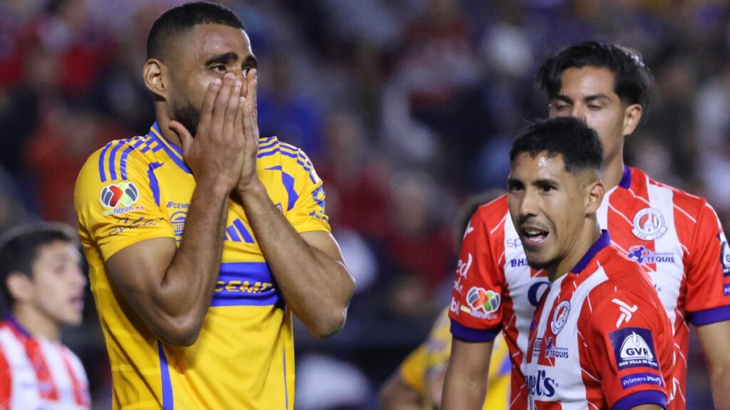 Tigres vive una pesadilla en cuartos de final tras ser goleado por el Atlético de San Luis