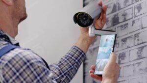 ¡No lo tires! Convierte tu viejo celular en cámara de seguridad