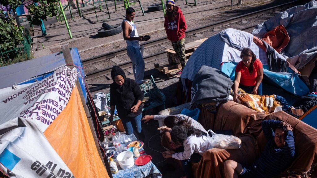 Campamento de migrantes en la CDMX