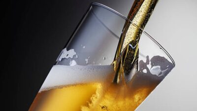 ¿Qué contiene la cerveza sin alcohol? Profeco aclara mitos