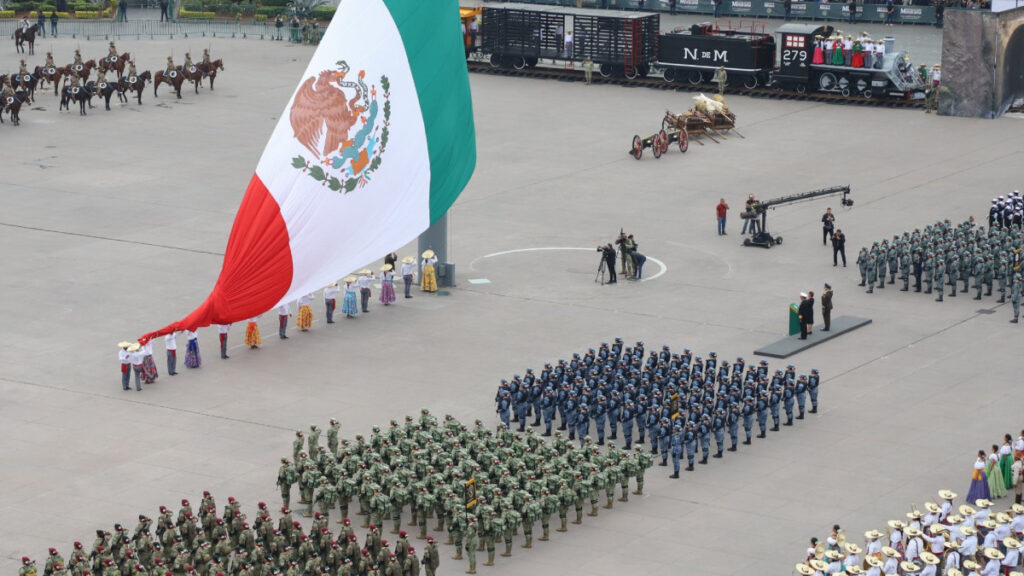 Desfile conmemorativo del 114 aniversario del inicio de la Revolución Mexicana