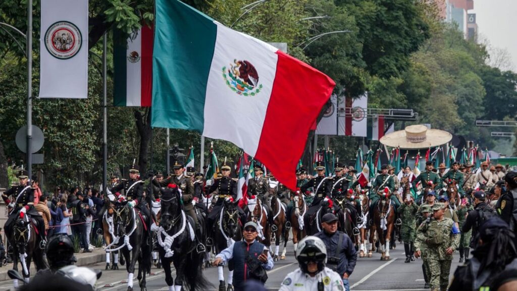 Desfile conmemorativo del 114 aniversario del inicio de la Revolución Mexicana