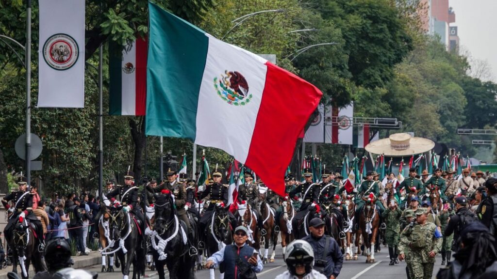 Desfile conmemorativo del 114 aniversario del inicio de la Revolución Mexicana