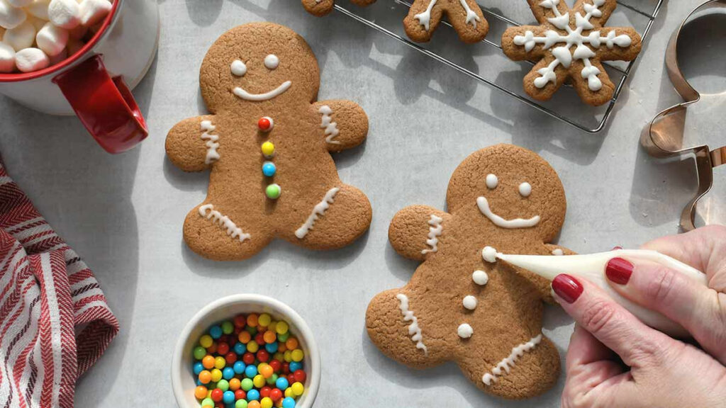 Día de las galletas de jengibre: cuál es el origen, qué tienen que ver con el cuento de Hansel y Gretel y cómo se preparan