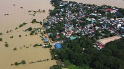 Filipinas vuelve a sentir la fuerza de un tifón