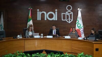 Comisionados llaman a no desaparecer el INAI