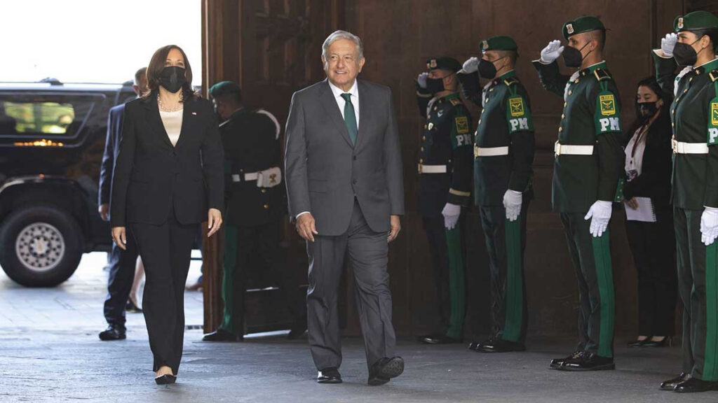 Kamala Harris Amlo