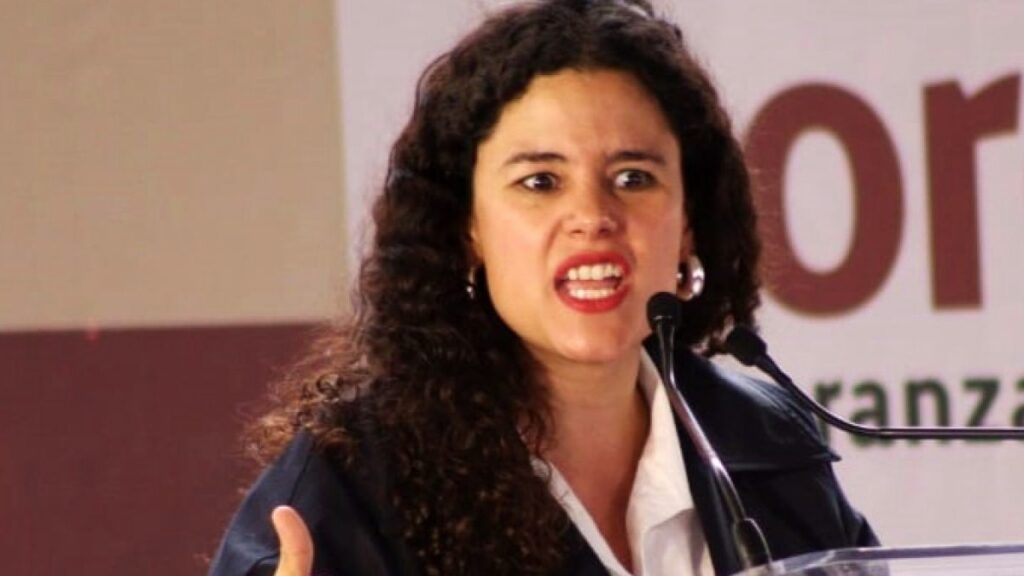 Luisa Maria Alcalde Esta Falseando La Historia