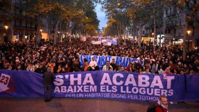 Barcelona: miles se manifiestan por altos costos en rentas y exigen vivienda digna