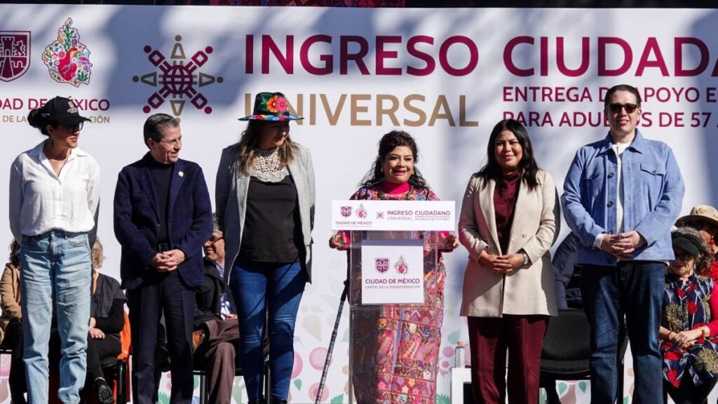 El ingreso Ciudadano Universal comenzó su dispersión. Cuartoscuro