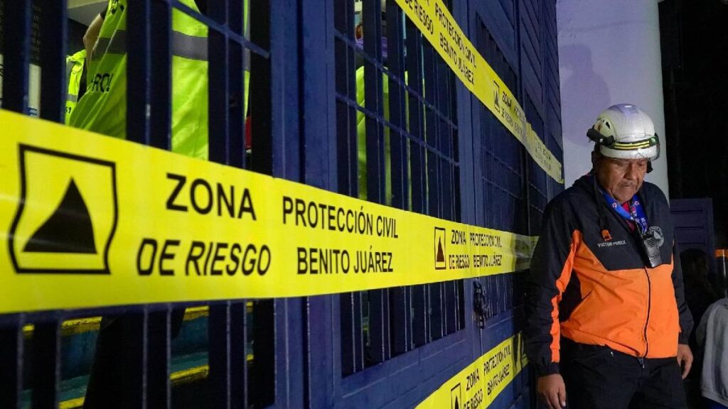 exceso-de-boletos-y-fallos-de-seguridad-llevan-al-cierre-de-plaza-de-toros-y-estadio-cesar-cravioto