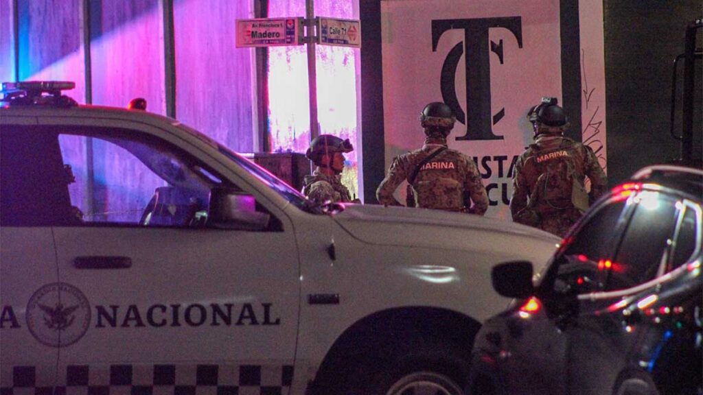 Autoridades investigan la agresión a una persona en Cancún.