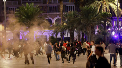 Miles en Valencia protestan por gestión de inundaciones