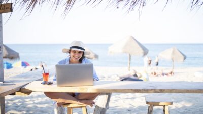 a-la-playa-en-cdmx-buscan-a-personal-para-laboral-en-la-riviera-maya-ve-las-vacantes