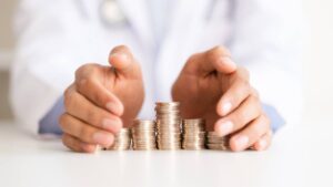 Pensionados del IMSS e ISSSTE: conozcan cuándo recibirán el aguinaldo 2025