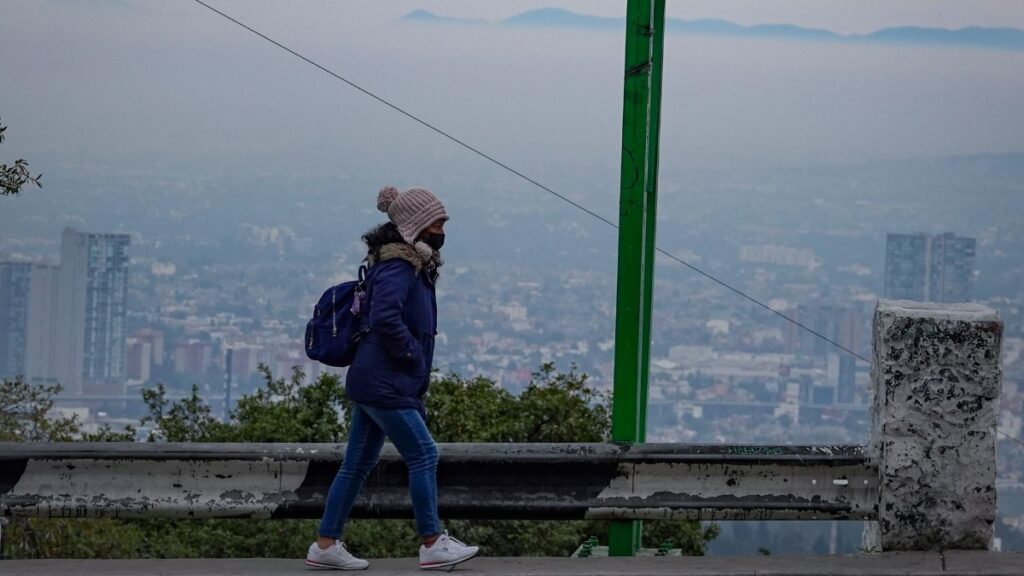 Secretaría de Salud pide tomar medidas preventivas ante el frío, cuándo debo usar cubrebocas