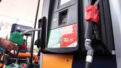 ¿Se puede mezclar la gasolina magna con la premium?