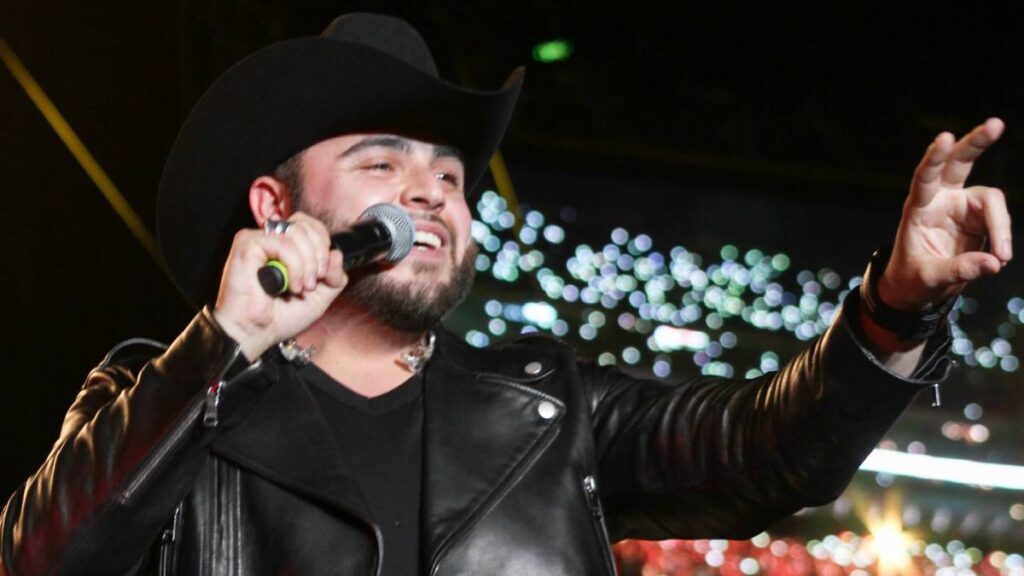 Gerardo Ortiz es un reconocido cantante