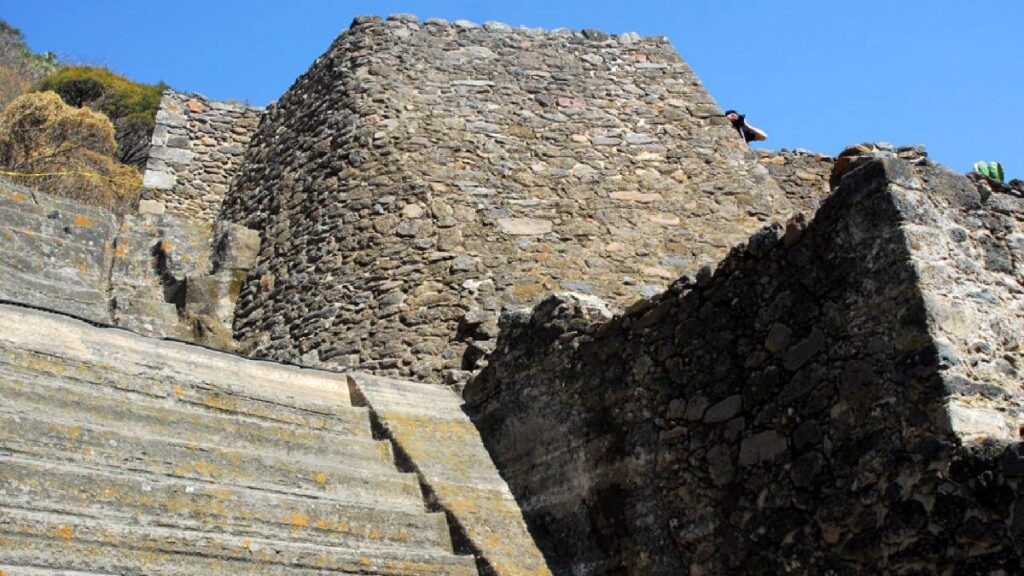 malinalco templo ciruclar pueblo mágico