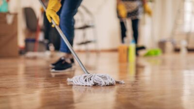 Mezcla casera para dejar brilloso el piso de la casa