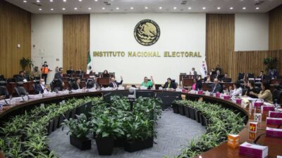 INE aprueba boletas para elección judicial