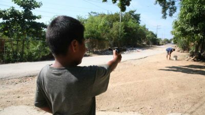 El niño amenazó a otro menor en Nuevo León.