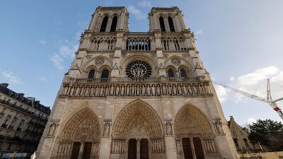 Notre Dame renace: ¿quiénes asisten a la ceremonia de reapertura cinco años después de su incendio?