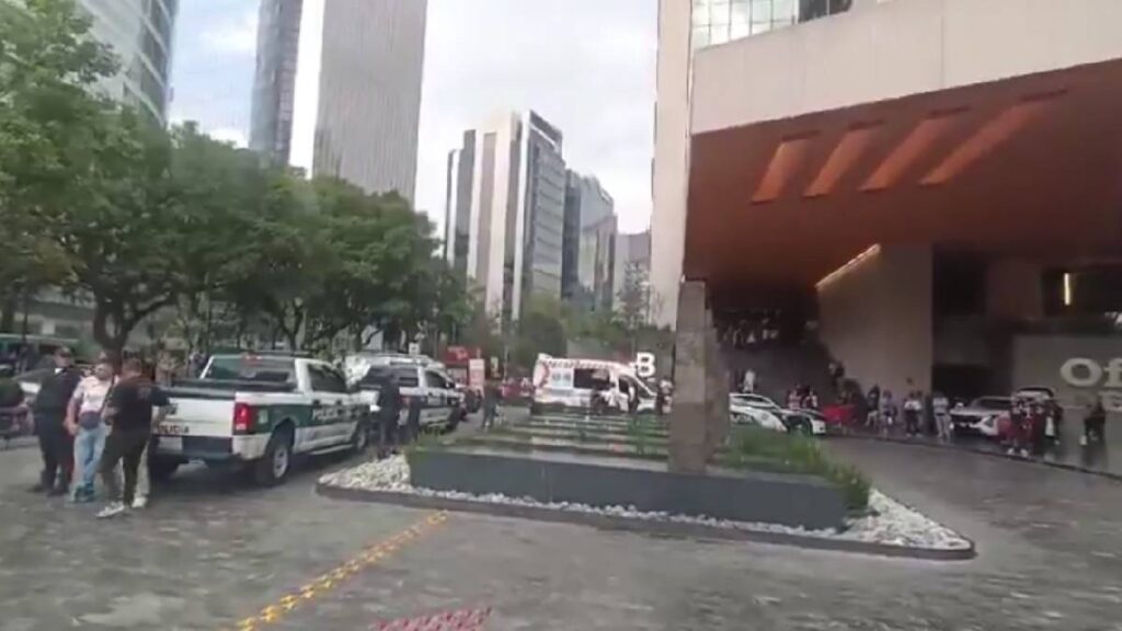 Balacera en Plaza Miyana de Polanco CDMX