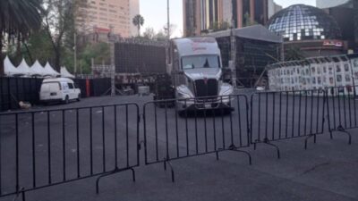 Hay calles cerradas en Reforma por evento de PolyMarchs.