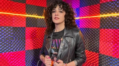 Renee Cantante Disco R Infidelidad Canciones Letras Entrevista Unotv