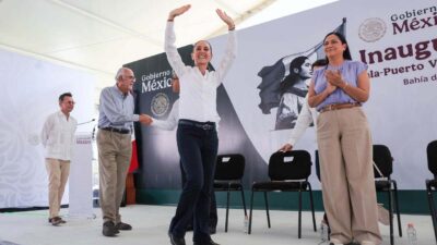 En su gira por Nayarit para inaguurar la autopista Jala – Puerto Vallarta, tramo Bucería-Puerto Vallarta, la presidenta dijo a mediados del año 2025 se van a empezar a instalar Farmacias del Bienestar, para que adultos mayores y personas con discapacidad que requieran algún medicamento puedan acceder a ellos.