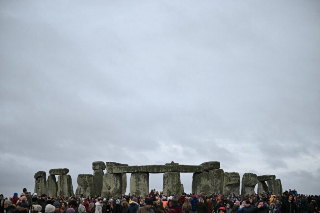 Casi 5 mil personas en Stonehenge para el solsticio de invierno