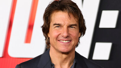 Tom Cruise es condecorado por la Marina de Estados Unidos