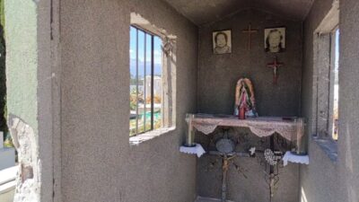 Ni a los muertos respetan: vandalizan más de 30 tumbas en panteón de San Martín Texmelucan, Puebla