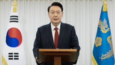 El Parlamento de Corea del Sur destituyó este sábado al presidente Yoon Suk Yeol luego de una breve declaración de ley marcial del 3 al 4 de diciembre.