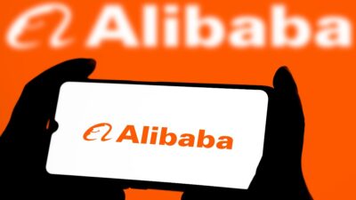 Alibaba lanza su propia IA y dice que supera a DeekSeek, qué puede hacer