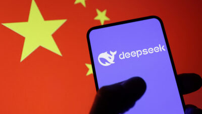 ¡Denuncian ciberataque a gran escala a DeepSeek!