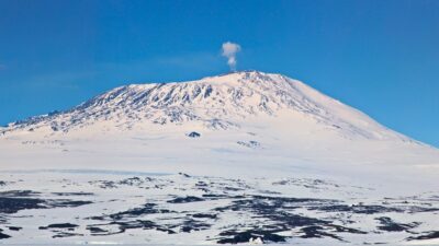 El Derretimiento Del Hielo Antartico Podria Desencadenar Erupciones Volcanicas Ocultas