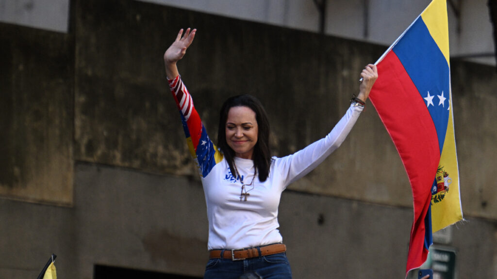 María Corina Machado sale de clandestinidad y encabeza protesta contra Maduro en Venezuela